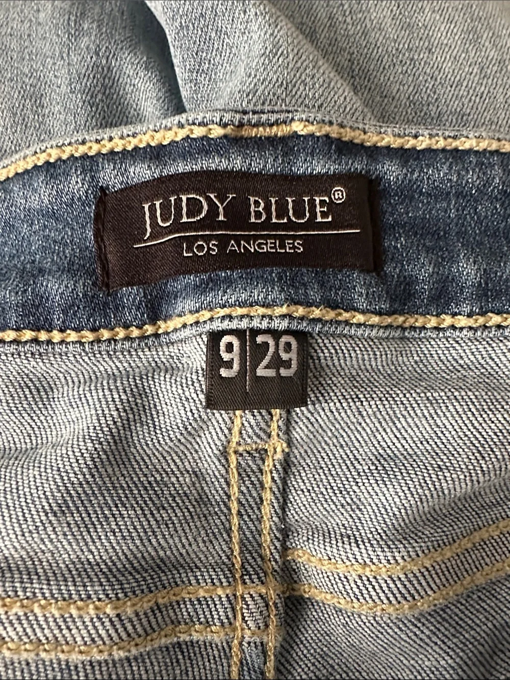 Judy Blue Light Blue Boyfriend Jeans size 9/29